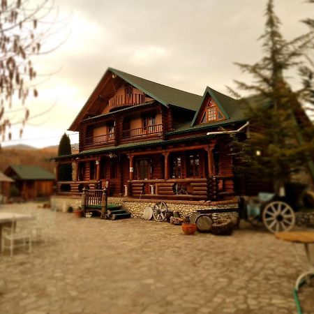 Sofra Kolonjare Agroturizem Hotell Erseke Exteriör bild