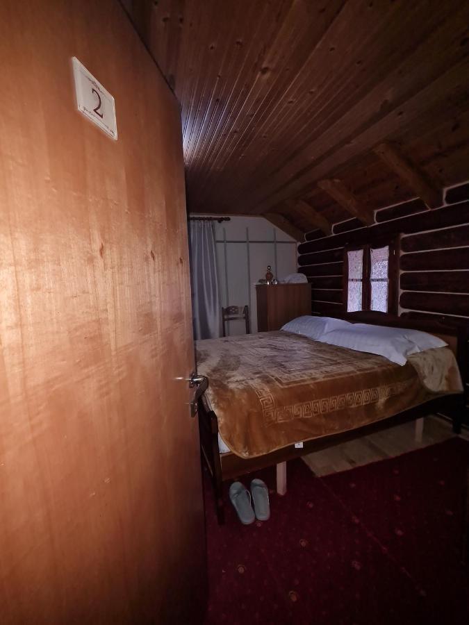 Sofra Kolonjare Agroturizem Hotell Erseke Exteriör bild
