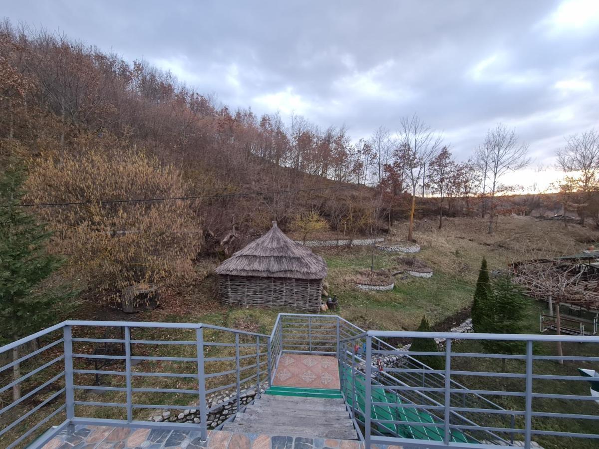 Sofra Kolonjare Agroturizem Hotell Erseke Exteriör bild