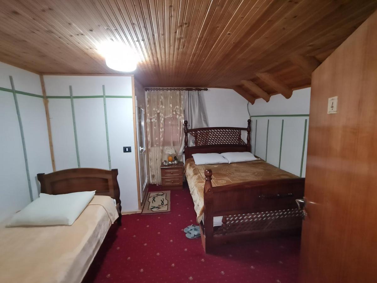 Sofra Kolonjare Agroturizem Hotell Erseke Exteriör bild
