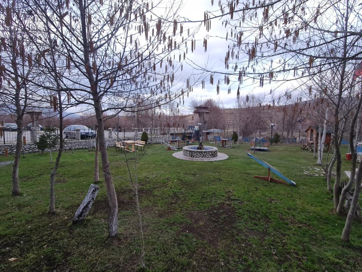Sofra Kolonjare Agroturizem Hotell Erseke Exteriör bild