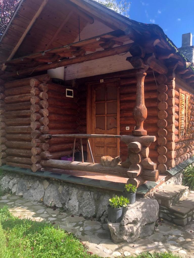 Sofra Kolonjare Agroturizem Hotell Erseke Exteriör bild